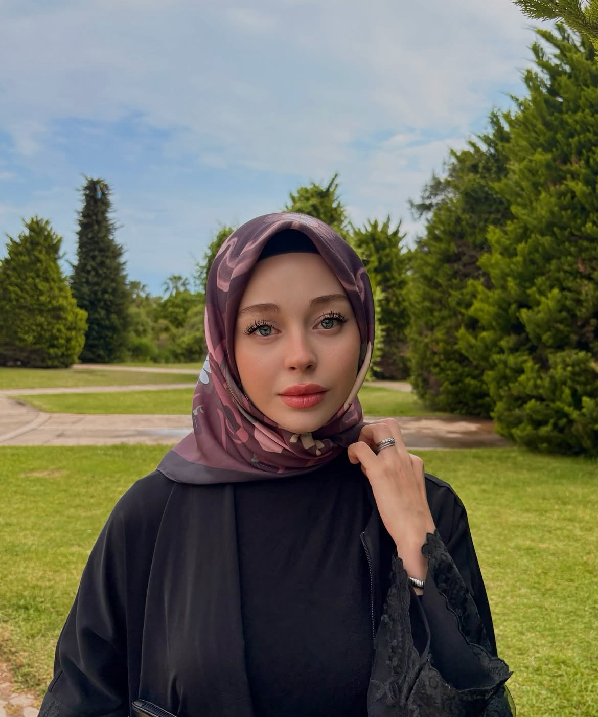 Çatalelma Zarif Kadın Escort Bayan İpek