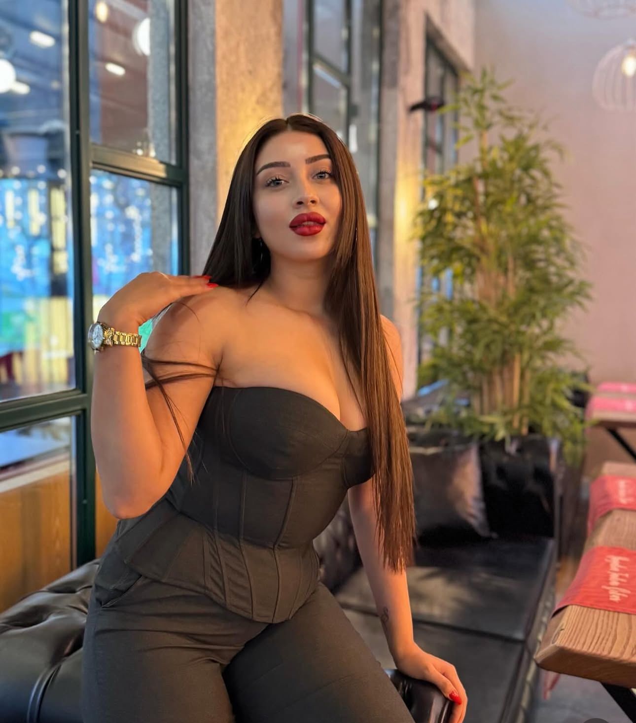 Kurtlar Yaratıcı Partner Escort Belgin
